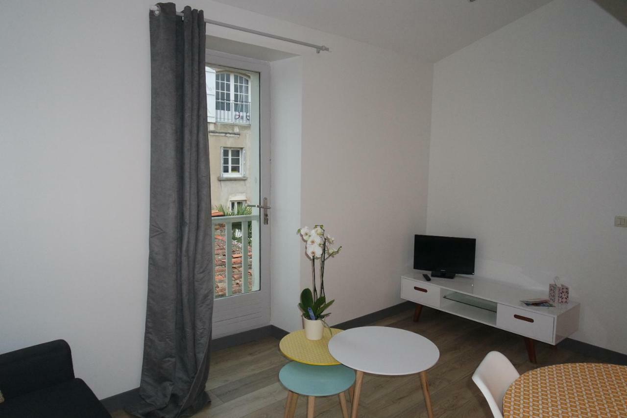 Appartement Studio Hypercentre Lr à La Rochelle  Extérieur photo